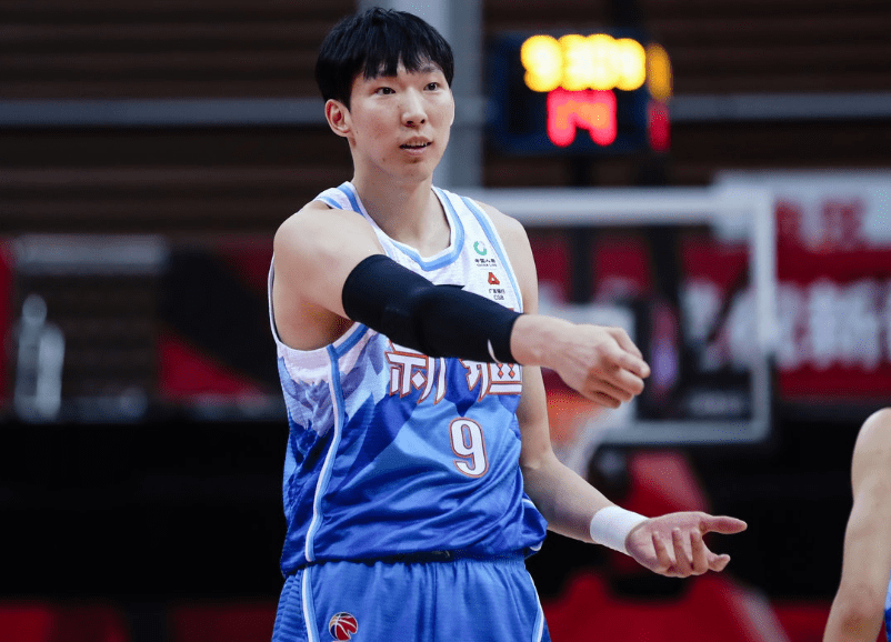 最后时刻武汉三镇更衣室发声——CBA常规赛节点到来,气氛紧张,控场能力成焦点的简单介绍 最后时刻武汉三镇更衣室发声——CBA常规赛节点到来,气氛紧张,控场能力成焦点的简单介绍