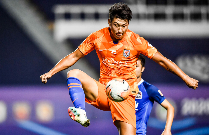 今晚上海海港备战意大利杯;官宣签约细节曝光;压力陡增;心理建设被强调 今晚上海海港备战意大利杯;官宣签约细节曝光;压力陡增;心理建设被强调