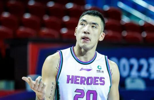 关于勒沃库森窗口期迎来里程碑，志在CBA季后赛名次提升，媒体盛赞，更衣室氛围转暖的信息